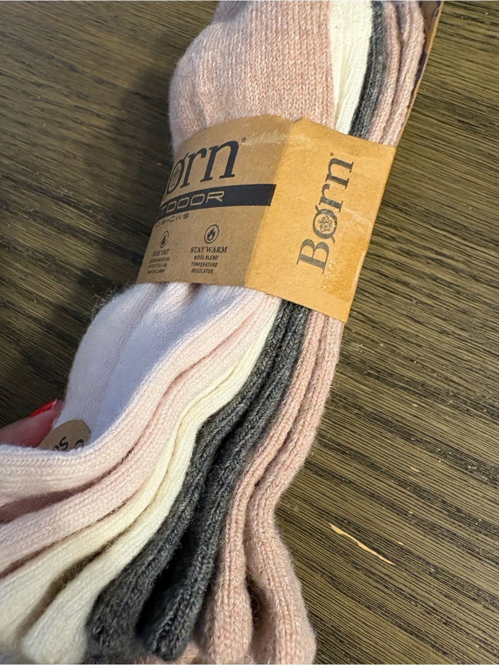 Born Outdoor No-Show Socks in Light Pink and grey wool, set of 4 - Picture 5 of 5